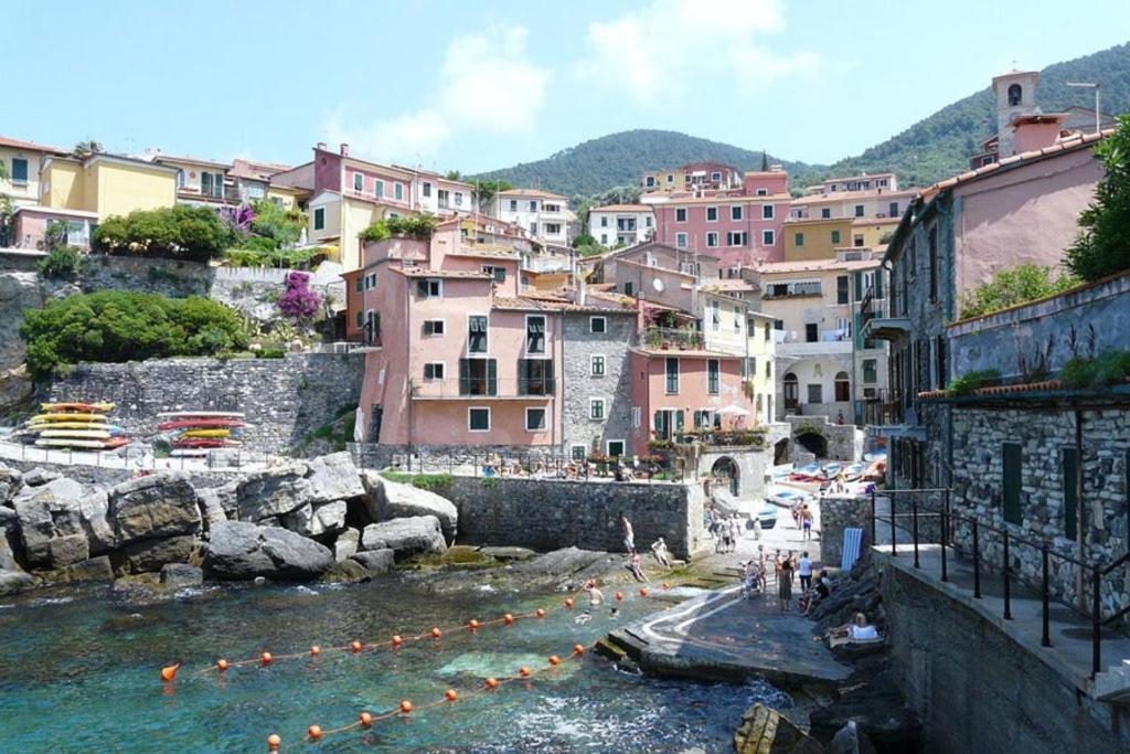 Bilocale Con Giardino Near Lerici Apartment Trebiano Exterior photo